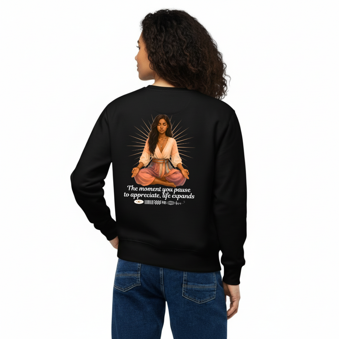 The Moment You Pause To Appreciate, Life Expands | Women&